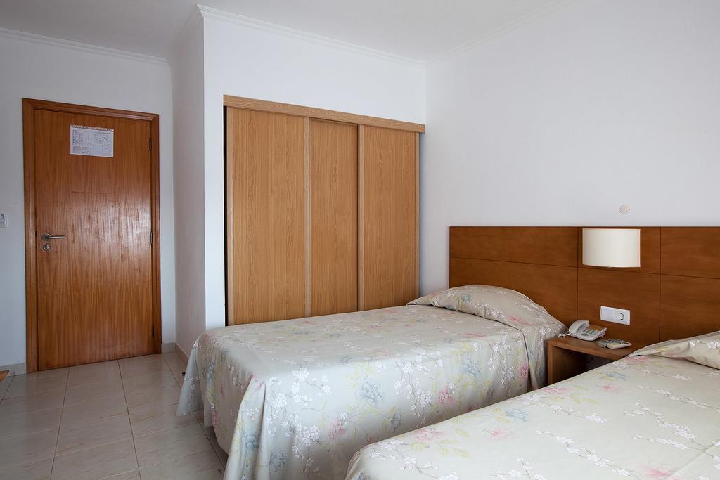 Hotel Solmar Calheta  الغرفة الصورة